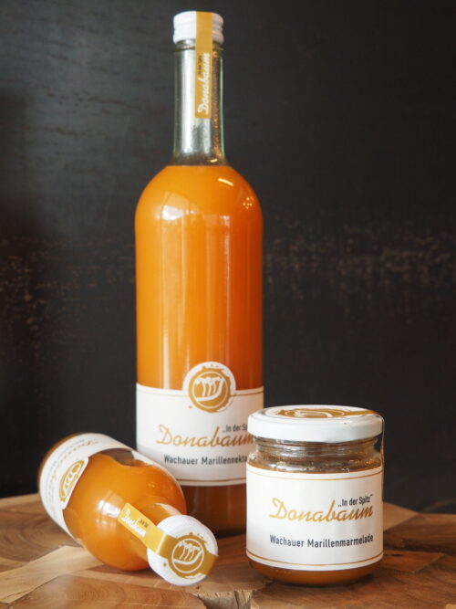 *Beispielfoto Marillenprodukte